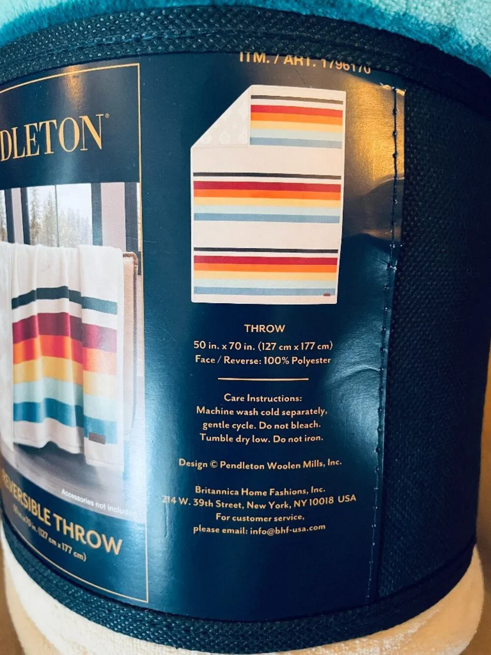 NWT Pendleton *REVERSIBLE Version* Cozy Colorful Rainbow Throw - See all photos! - Picture 10 of 11